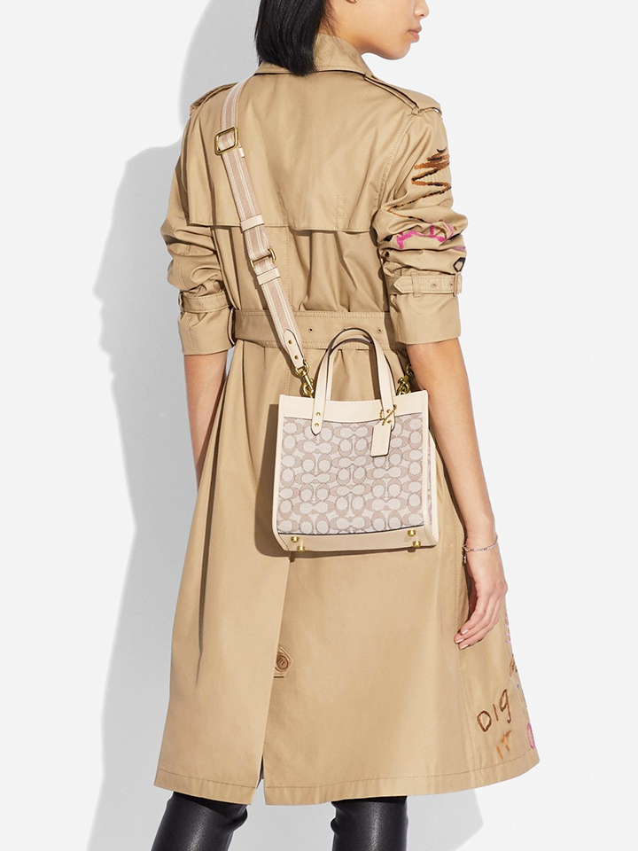 Coach-C3865-Field-Tote-22-In-Signature-Jacquard-Stone-Ivory-Balilene-onmodel