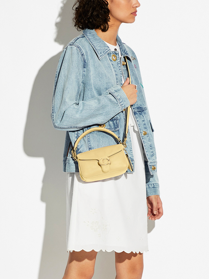 Coach-C3880-Pillow-Tabby-Shoulder-Bag-18-Vanilla-Balilene-onmodel1