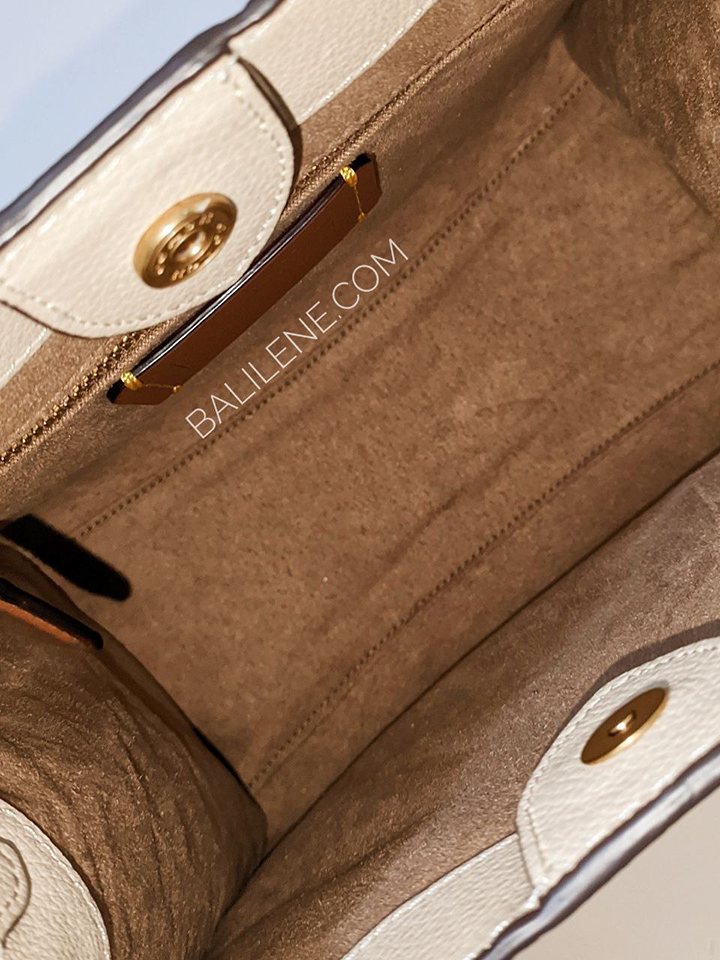 Coach-C4829-Field-Tote-22-In-Signature-Leather-New-Ivory-Balilene-detail-dalam