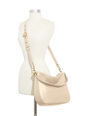 Coach-C6340-Soft-Tabby-Hobo-Ivory-Balilene-onmodel