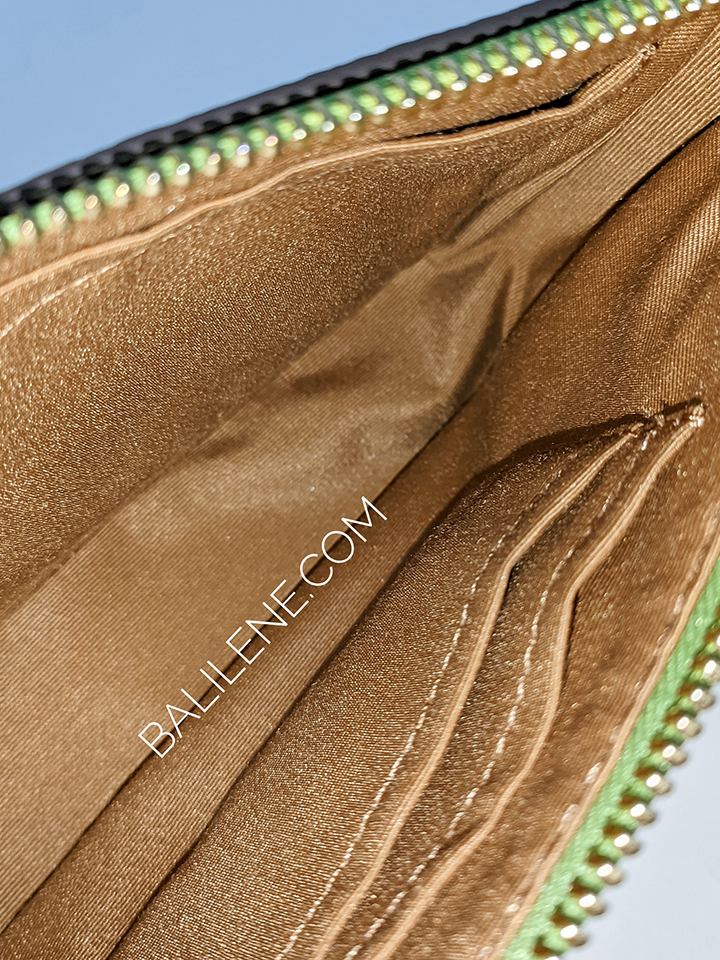 Coach-CA438-Nolita-19-With-Rainbow-Coach-Chalk-Multi-Balilene-detail-dalam