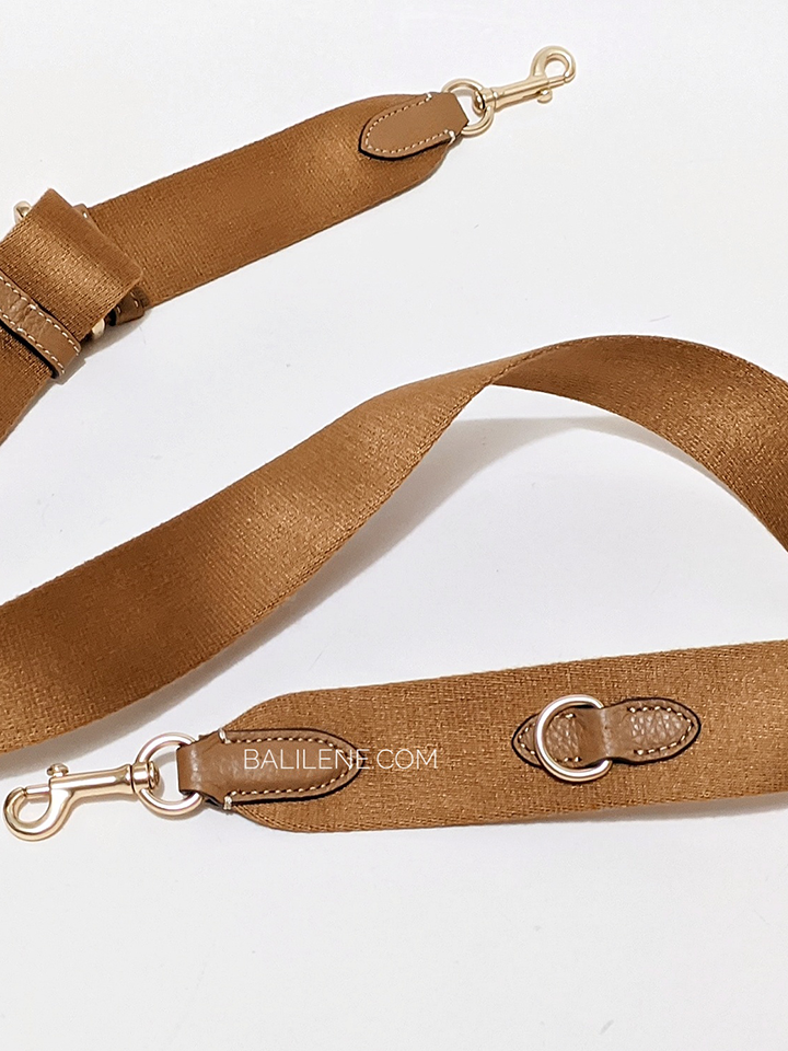 Coach-CA622-Lucy-Crossbody-Natural-Multi-Balilene-detail-strap