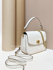 Coach-Cassie-19-Crossbody-Bag-Chalk-Balilene-detail-depan