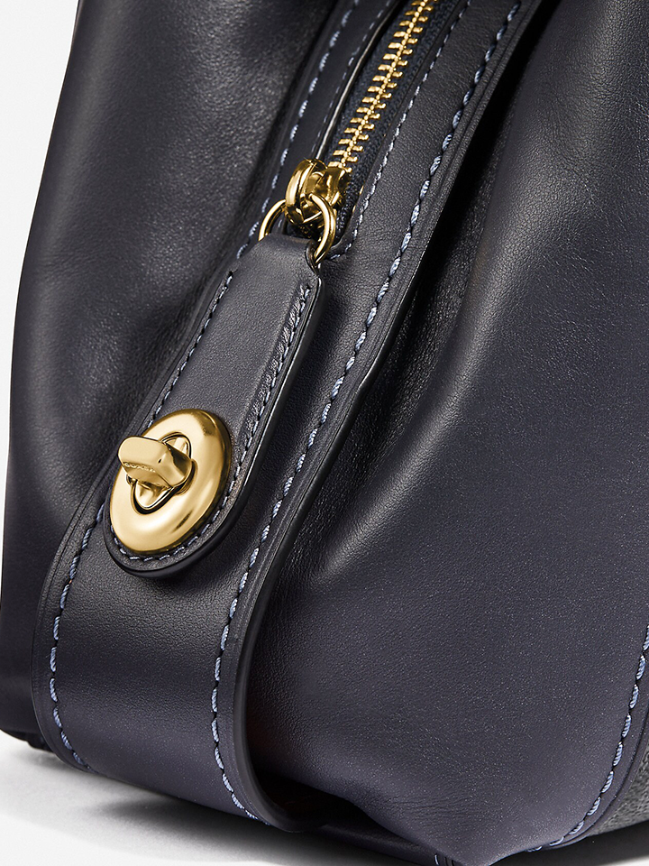 Coach-F31698-Edie-Shoulder-Bag-31-In-Signature-Canvas-Midnight-Navy-Balilene-detail