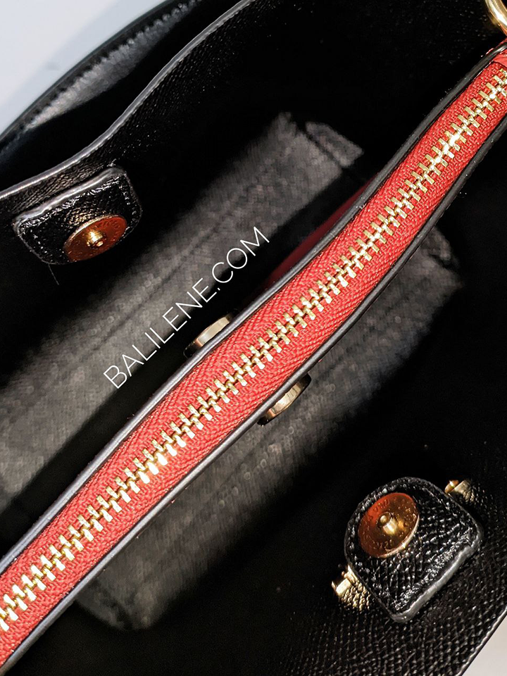 Coach-Mollie-Bucket-Bag-22-In-Signature-Canvas-Brown-Black-Balilene-detail-dalam