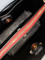 Coach-Mollie-Bucket-Bag-22-In-Signature-Canvas-Brown-Black-Balilene-detail-dalam