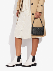 Coach-Nolita-19-In-Signature-Canvas-Silver-Graphite-Black-Balilene-onmodel