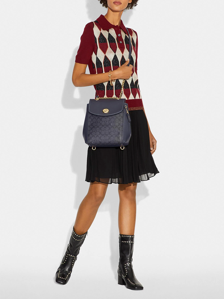 Coach-Parker-Convertible-Backpack-In-Signature-Canvas-Midnight-Navy-Balilene-onmodel