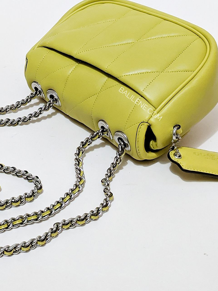 Coach-Pillow-Madison-Shoulder-Bag-18-With-Quilting-Keylime-Balilene-detail-belakang