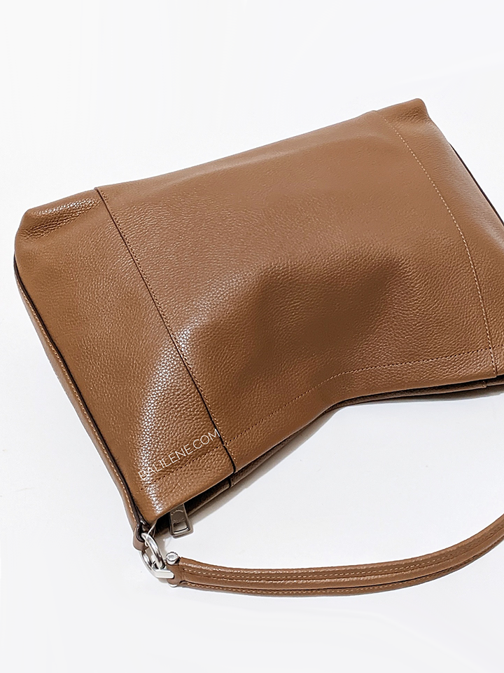 Coach-Scout-Hobo-Bag-Saddle-Balilene-detail-belakang