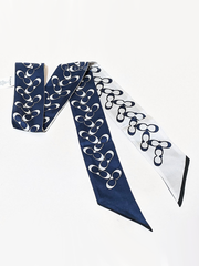 Coach-Signature-Silk-Skinny-Scarf-Midnight-Navy-Balilene-detail1