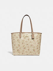 Coach F31776 Reversible City Zip Tote In Signature Canvas With Daisy Bundle Print Light Khaki/Multi