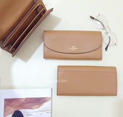 Coach F54009 Slim Envelope Crossgrain Leather Light Saddle