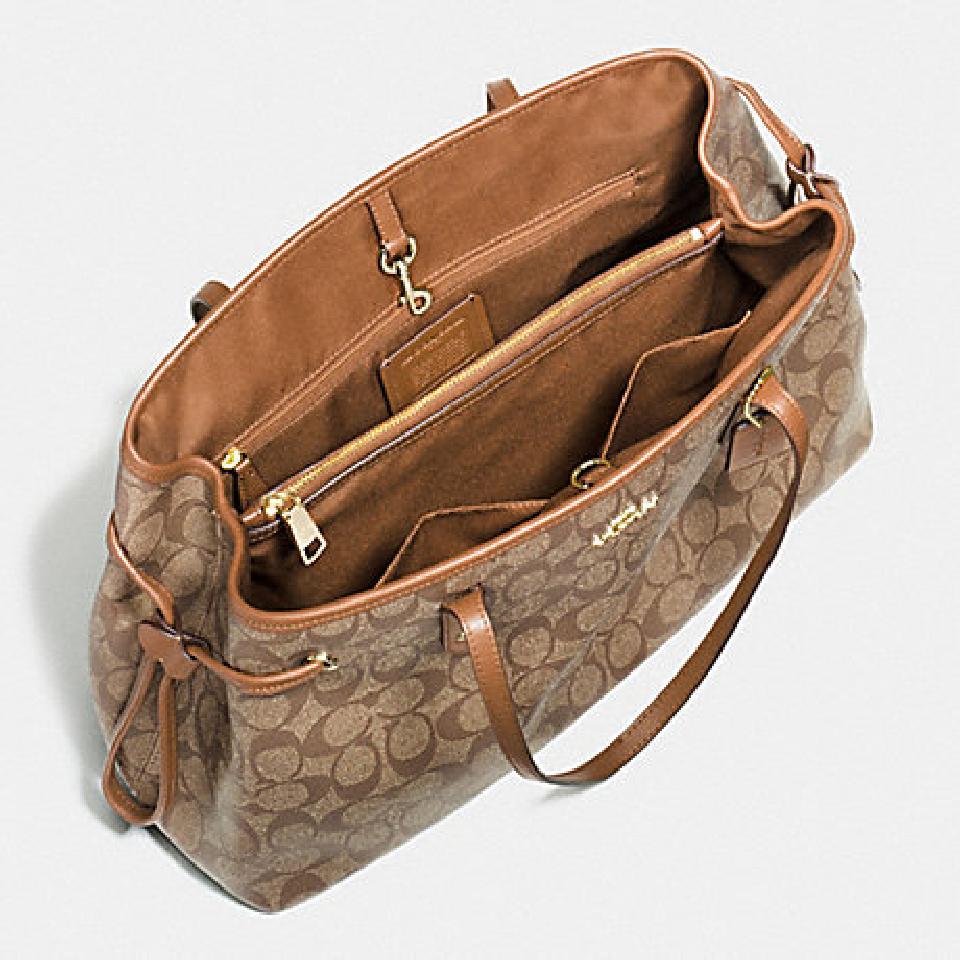 Coach 57842 Signature Drawstring Carryall Khaki Saddle Balilene