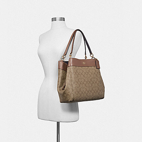 Coach lexy signature shoulder bag outlet