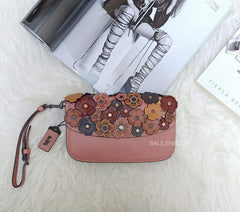 Coach F58181 Clutch In Glovetanned Leather With Small Tea Rose Melon