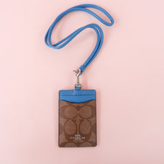 Coach_F63274_Lanyard_ID_Case_Outlet_Khaki_Bright_Blue_depan_1