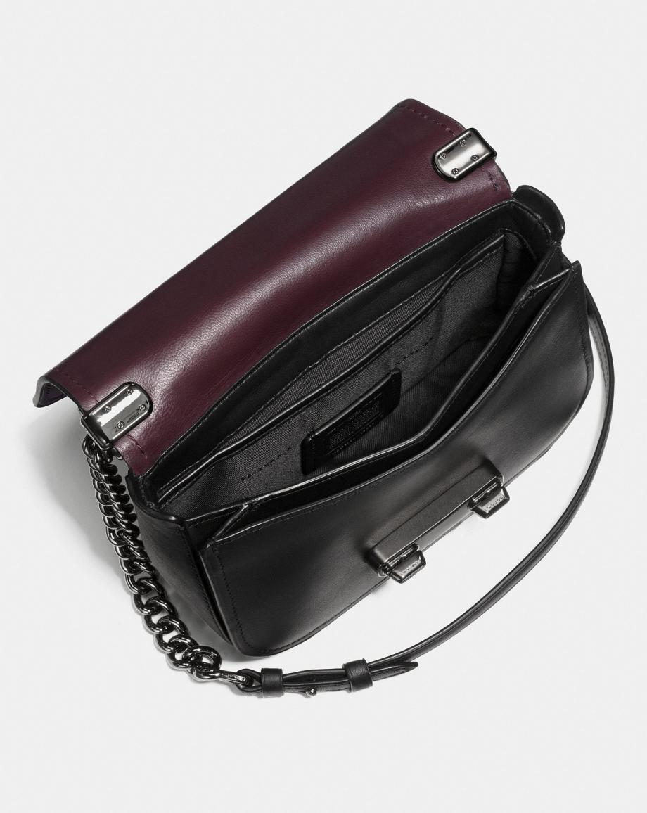 Coach 18858 swagger shoulder bag 20 glovetanned dark black oxblood Balilene