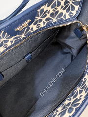 Kate-Spade-Flower-Jacquard-Stripe-Market-Medium-Tote-Blue-Multi-Balilene-detail-dalam