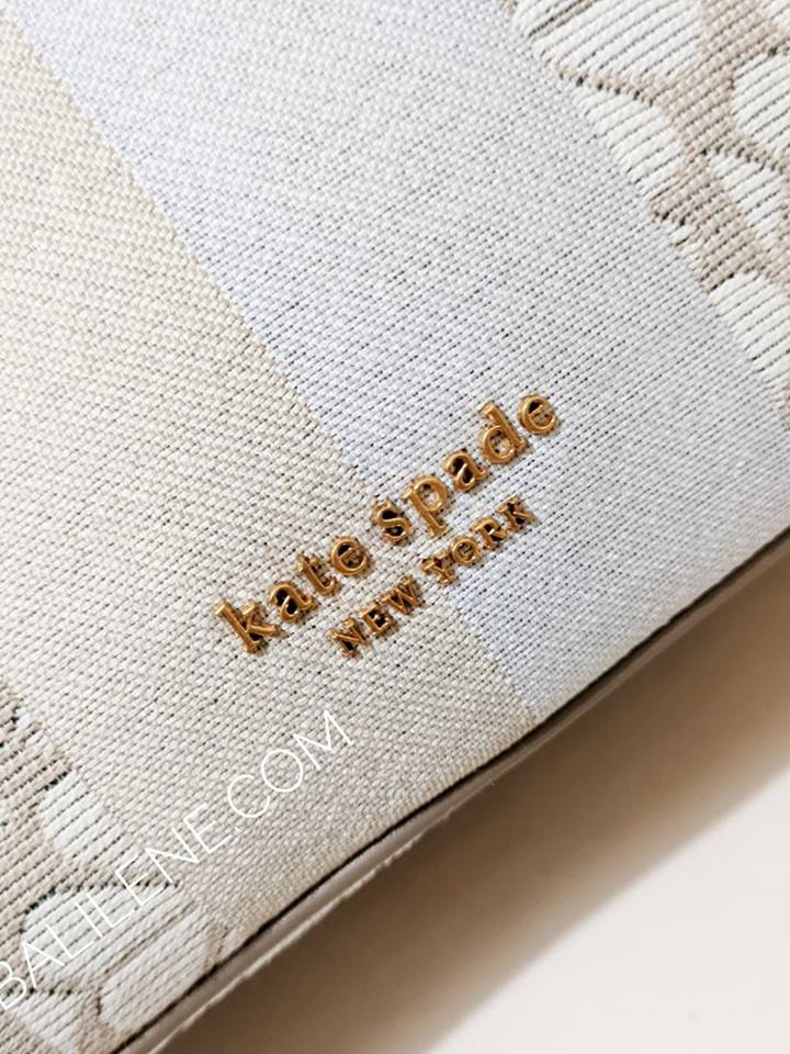 detail-logo-Kate-Spade-Jacquard-Stripe-Sam-Small-Convertible-Shoulder-Bag-Natural-Multi