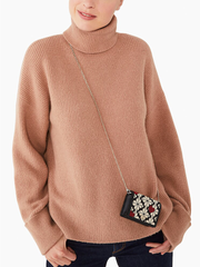 Kate-Spade-K4516001-Flower-Jacquard-Hearts-Chain-Cardholder-Black-Multi-Balilene-onmodel