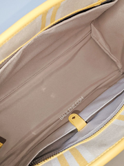 Kate-Spade-Market-Striped-Canvas-Medium-Tote-Morning-Light-Multi-Balilene-detail-dalam