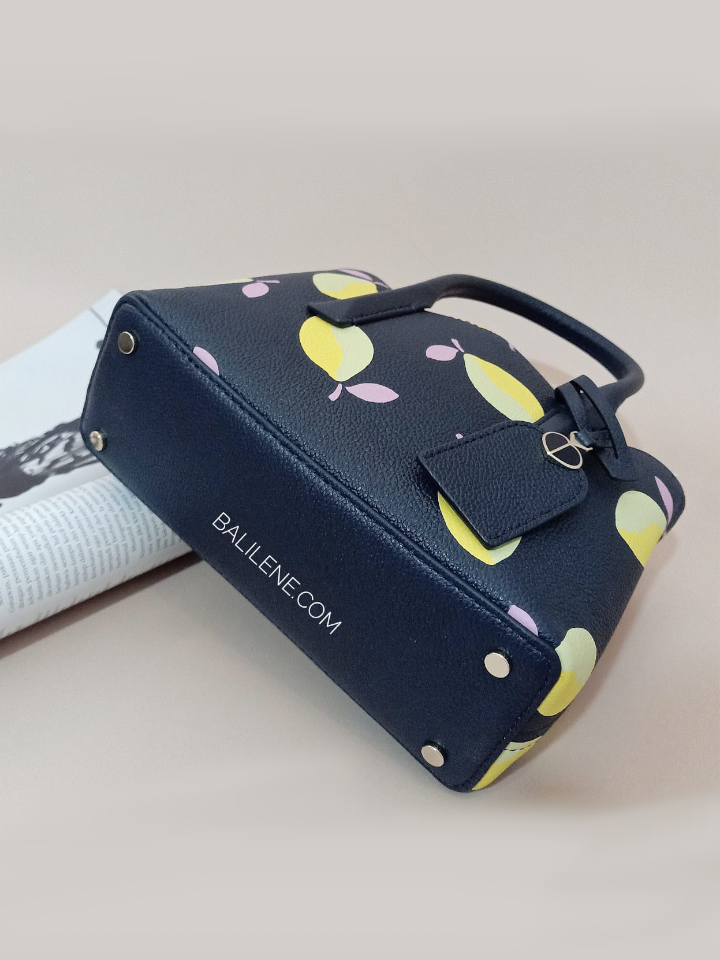 Kate-Spade-Pxrub328-Margaux-Mini-Satchel-Lemons-Blue-Multi-Balilene-bawah