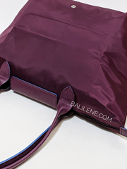 Longchamp-Le-Pliage-Club-Shoulder-Bag-Plum-Balilene-detail-belakang