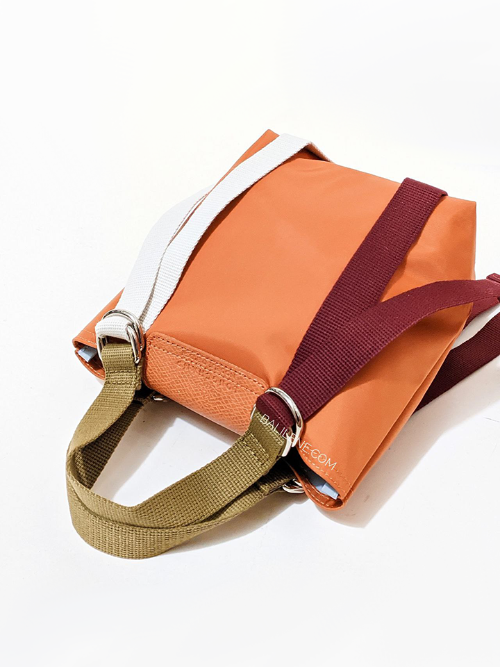 Longchamp-Le-Pliage-Extra-Small-Re-Play-Handbag-Bag-Carotte-Balilene-detail-belakang