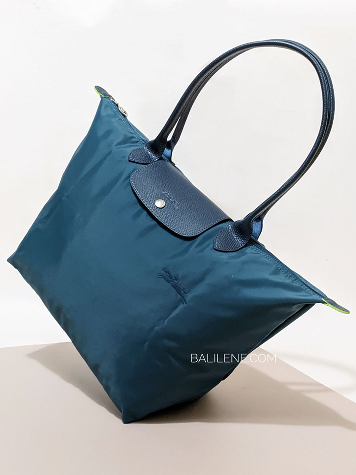 Longchamp-Le-Pliage-Green-Shoulder-Bag-Ocean-Blue-Balilene-detail-depan