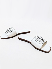 Tor-Burch-Ines-Slide-Textured-Calf-Leather-New-Ivory-Balilene-detail-depan2