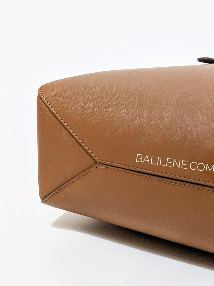 Tory-Burch-136091-Emerson-Small-Tote-Moose-Balilene-detail-bawah