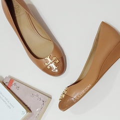 Tory Burch 61547 Everly 35mm Cap Toe Wedge Royal Tan Size 6