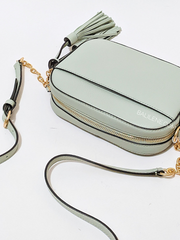 Tory-Burch-64447-McGraw-Camera-Bag-Pine-Frost-Balilene-detail-belakang