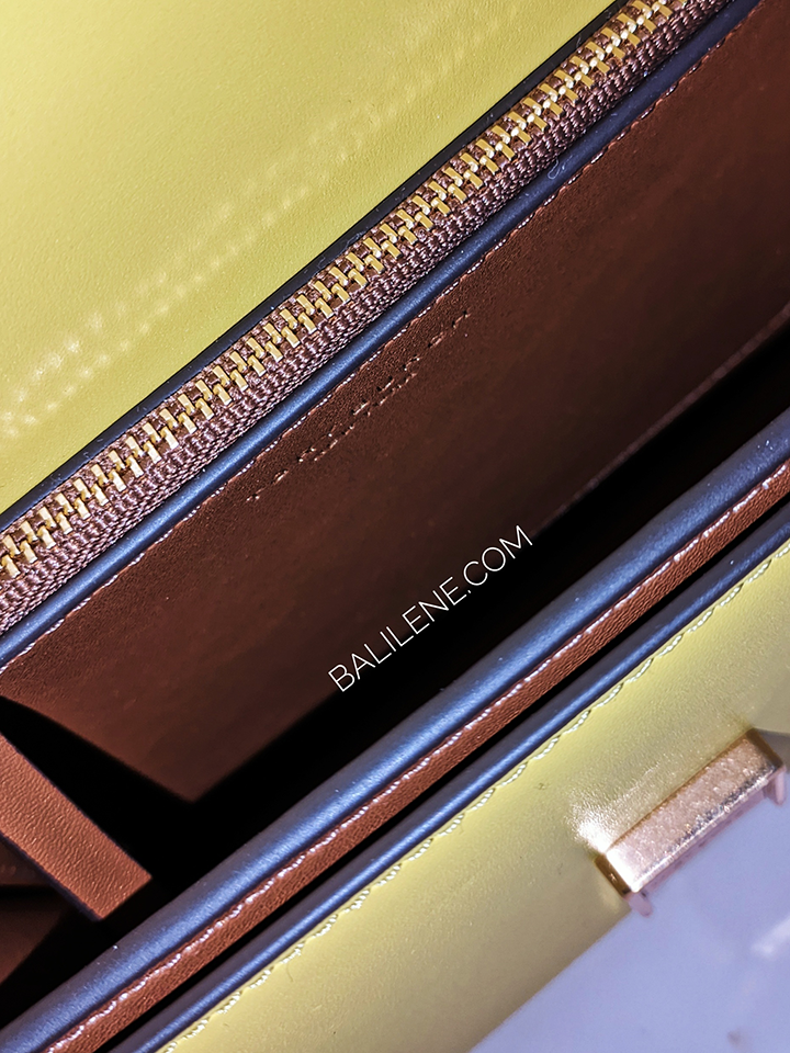 Tory-Burch-73589-Eleanor-Small-Convertible-Shoulder-Bag-Island-Chartreuse-Balilene-detail-dalam