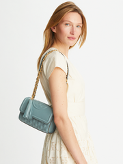 Tory-Burch-75576-Small-Fleming-Convertible-Shoulder-Bag-Arctic-Balilene-onmodel