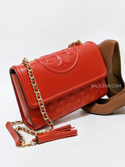 Tory-Burch-76997-Fleming-Convertible-Shoulder-Bag-Bearberry-Balilene-detail-depan