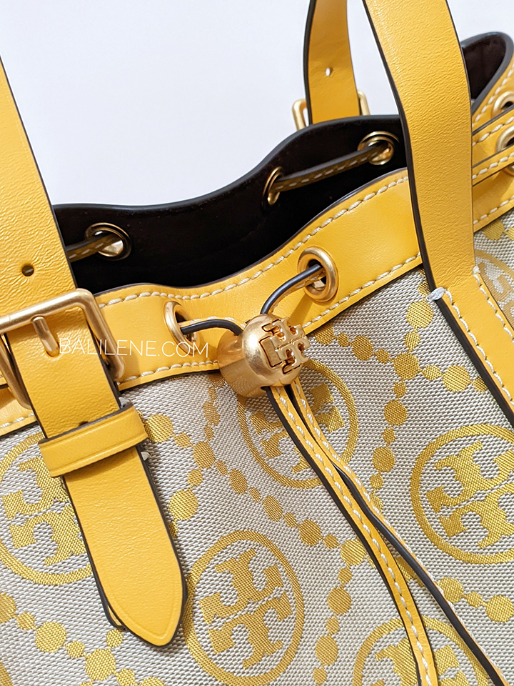 Tory-Burch-81803-T-Monogram-Jacquard-Small-Tote-Bag-Goldfinch-Balilene-detail-logo