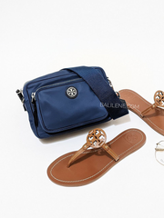 Tory-Burch-84996-Virginia-Mini-Crossbody-Royal-Navy-Balilene-detail-depan