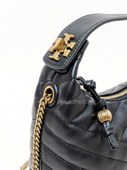 Tory-Burch-85173-Kira-Chevron-Half-Moon-Black-Rolled-Gold-Balilene-detail-samping