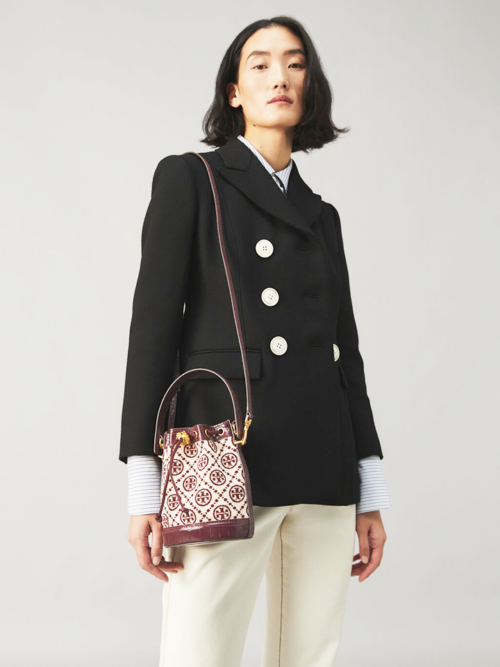 Tory-Burch-88469-T-Monogram-Mini-Chenille-Bucket-Bag-Claret-New-Cream-Balilene-onmodel