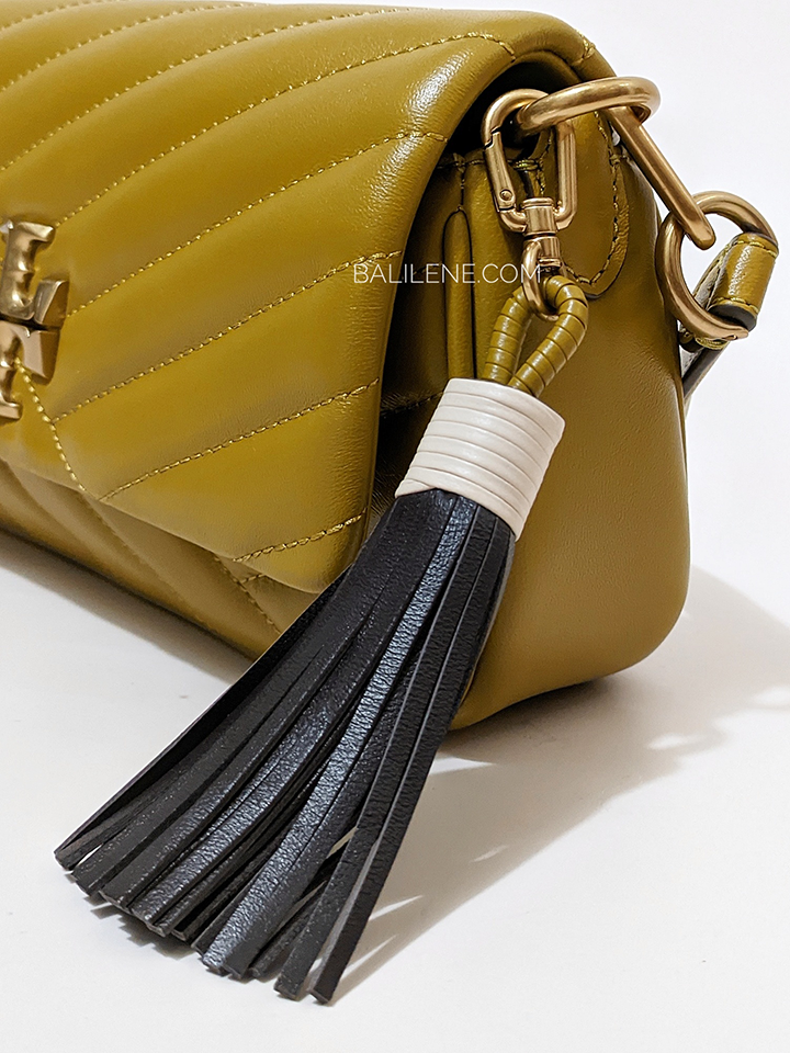 Tory-Burch-90458Kira-Chevron-Tassel-Small-Flap-Shoulder-Bag-Island-Palm-Balilene-detail-samping