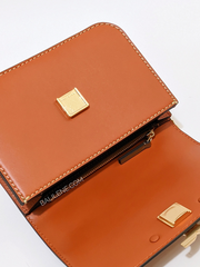 Tory-Burch-90466-Eleanor-Small-Convertible-Shoulder-Bag-Saffron-Balilene-detail-maghnet