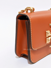 Tory-Burch-90466-Eleanor-Small-Convertible-Shoulder-Bag-Saffron-Balilene-detail-samping