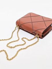 Tory-Burch-Eleanor-Diamond-Quilted-Convertible-Shoulder-Bag-Toasted-Pecan-Balilene-detail-belakang