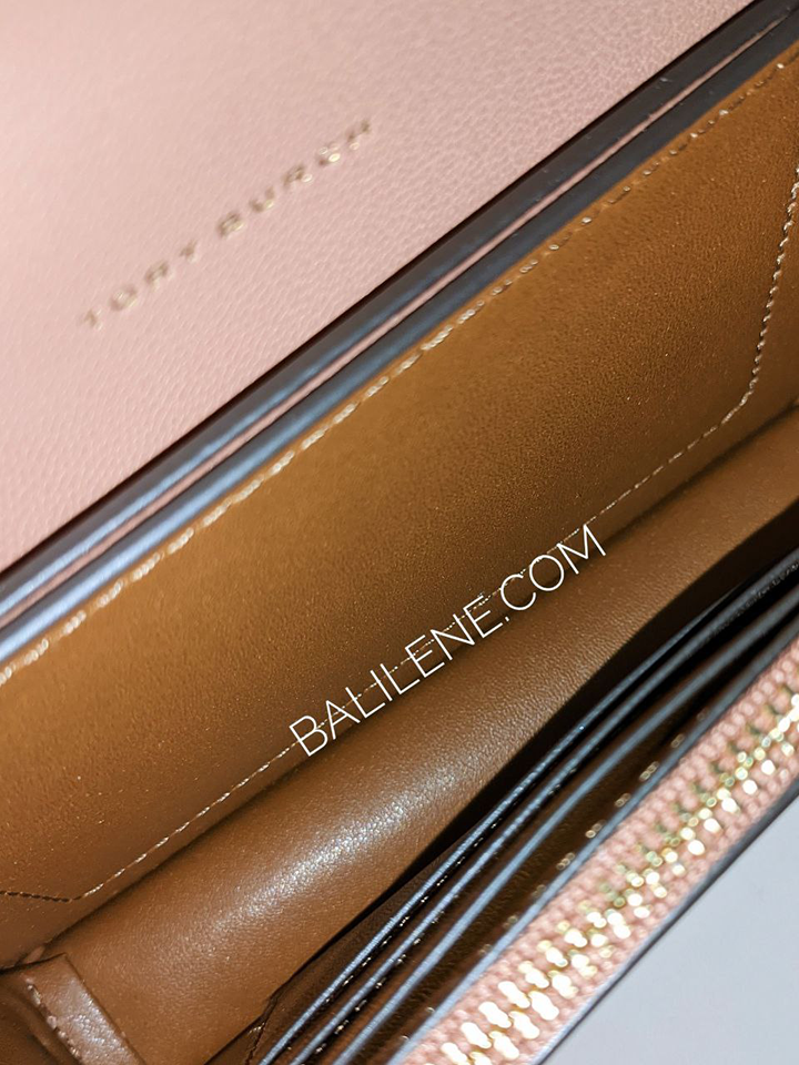 Tory-Burch-Eleanor-Textured-Phone-Crossbody-Bag-Meadowsweet-Balilene-detail-dalam