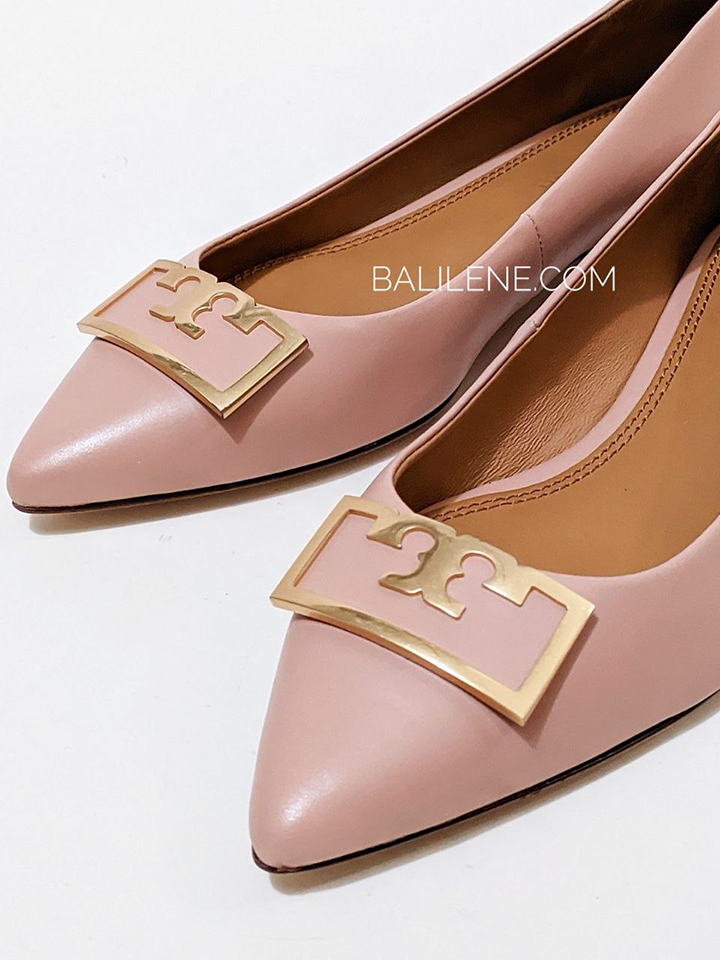 Tory-Burch-Gigi-20MM-Point-Toe-Flat-Calf-Leather-Pink-Moon-Balilene-detail-depan