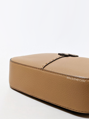 Tory-Burch-McGraw-Camera-Bag-Tiramisu-Balilene-detail-bawah