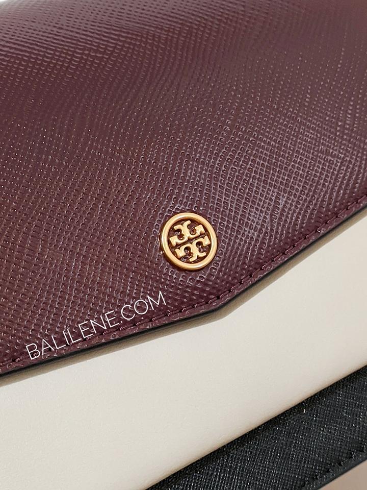Tory-Burch-Robinson-Colorblock-Double-Strap-Convertible-Bag-Black-Port-Balilene-detail-logo