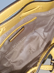 Tory-Burch-Willa-Mini-Bucket-Bag-Golden-Sunset-Balilene-detail-dalam